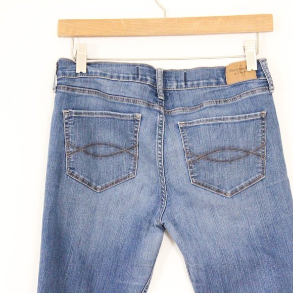 *Abercrombie & Fitch Medium Wash Mid Rise Skinny Jean - Picture 7 of 7